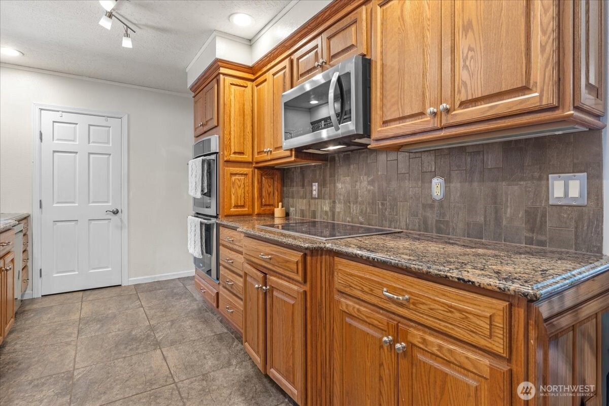 2102 Bloyd Street , Kelso, WA 98626