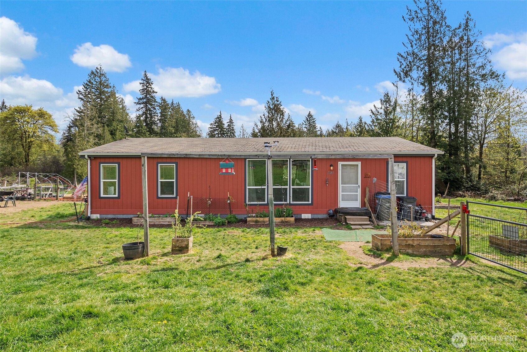 291 E Orchid Lane , Grapeview, WA 98546