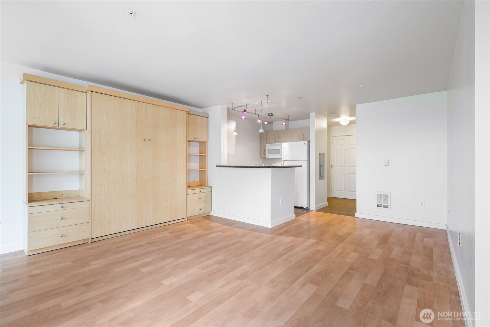 108 5th Avenue S #720, Seattle, WA 98104