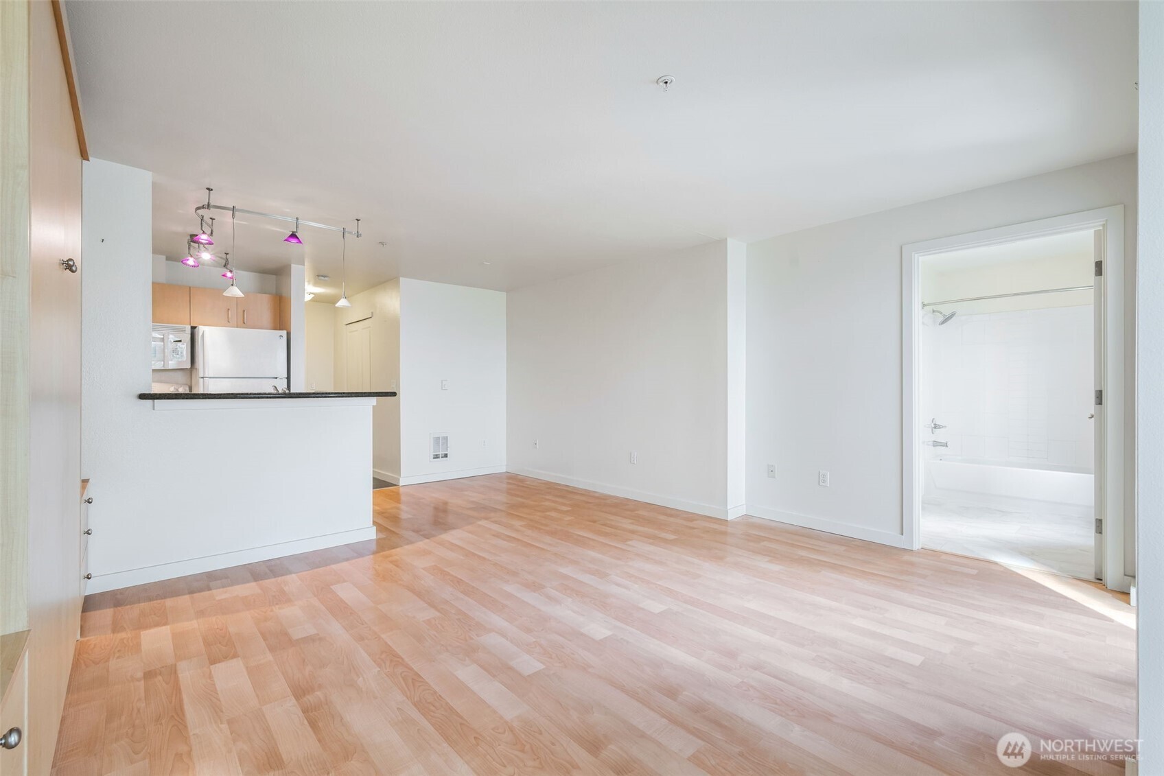 108 5th Avenue S #720, Seattle, WA 98104