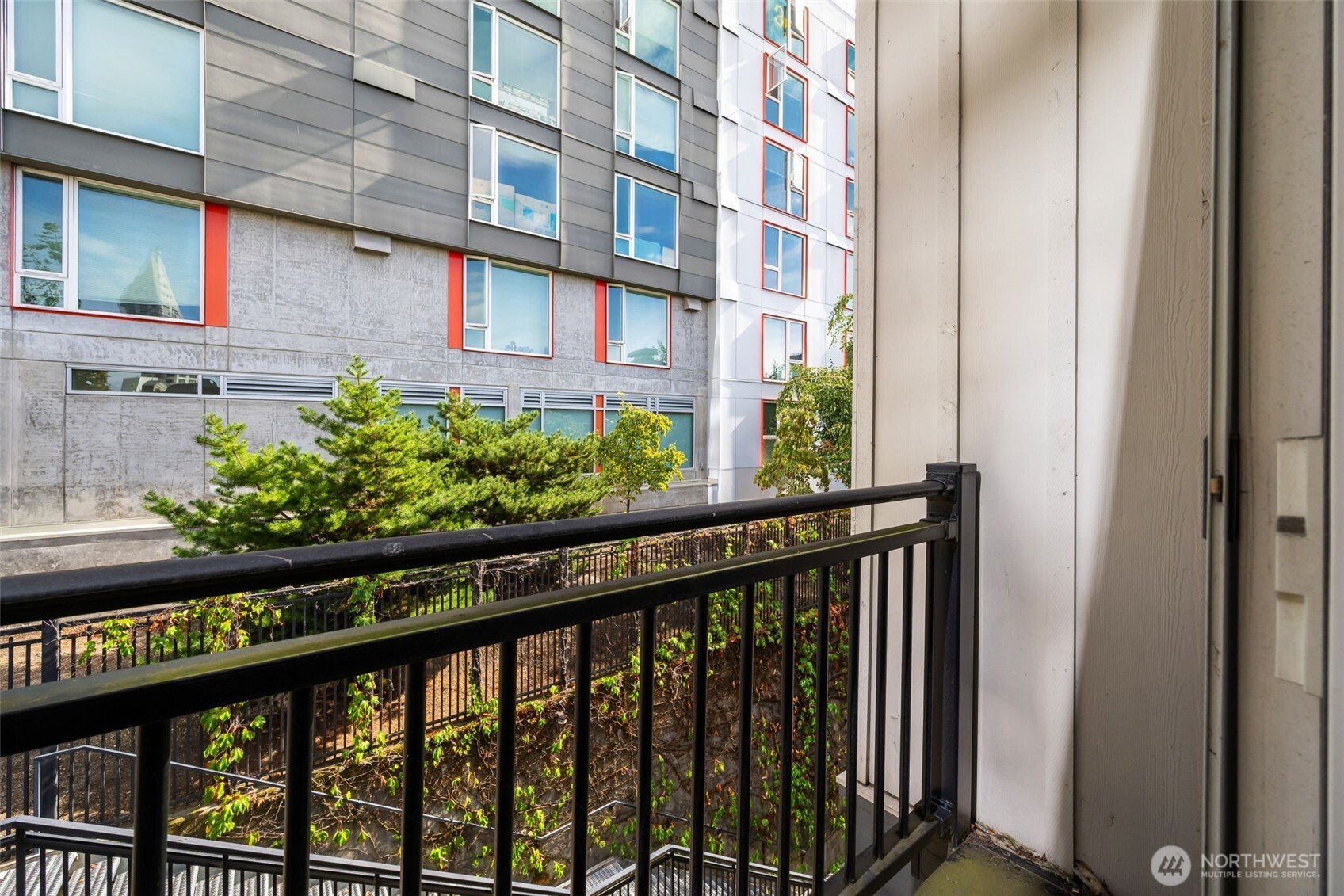 108 5th Avenue S #720, Seattle, WA 98104