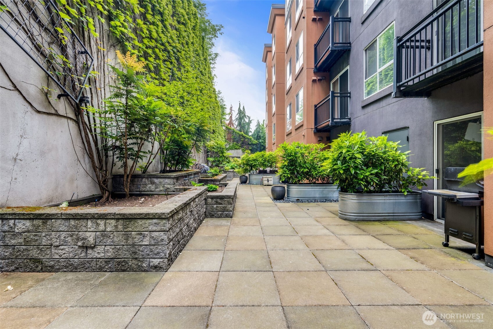 108 5th Avenue S #720, Seattle, WA 98104
