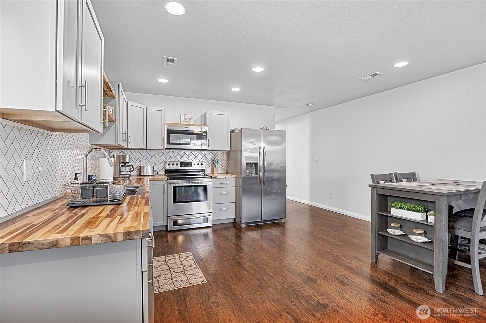 964 Attu Court SW, Ocean Shores, WA 98569