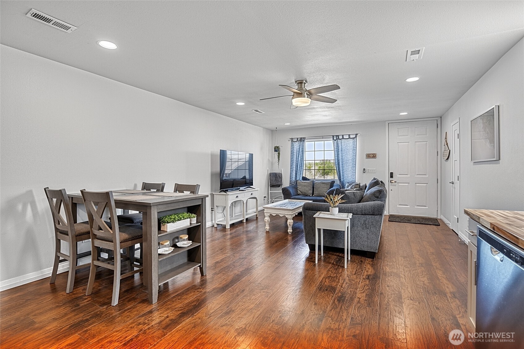 964 Attu Court SW, Ocean Shores, WA 98569