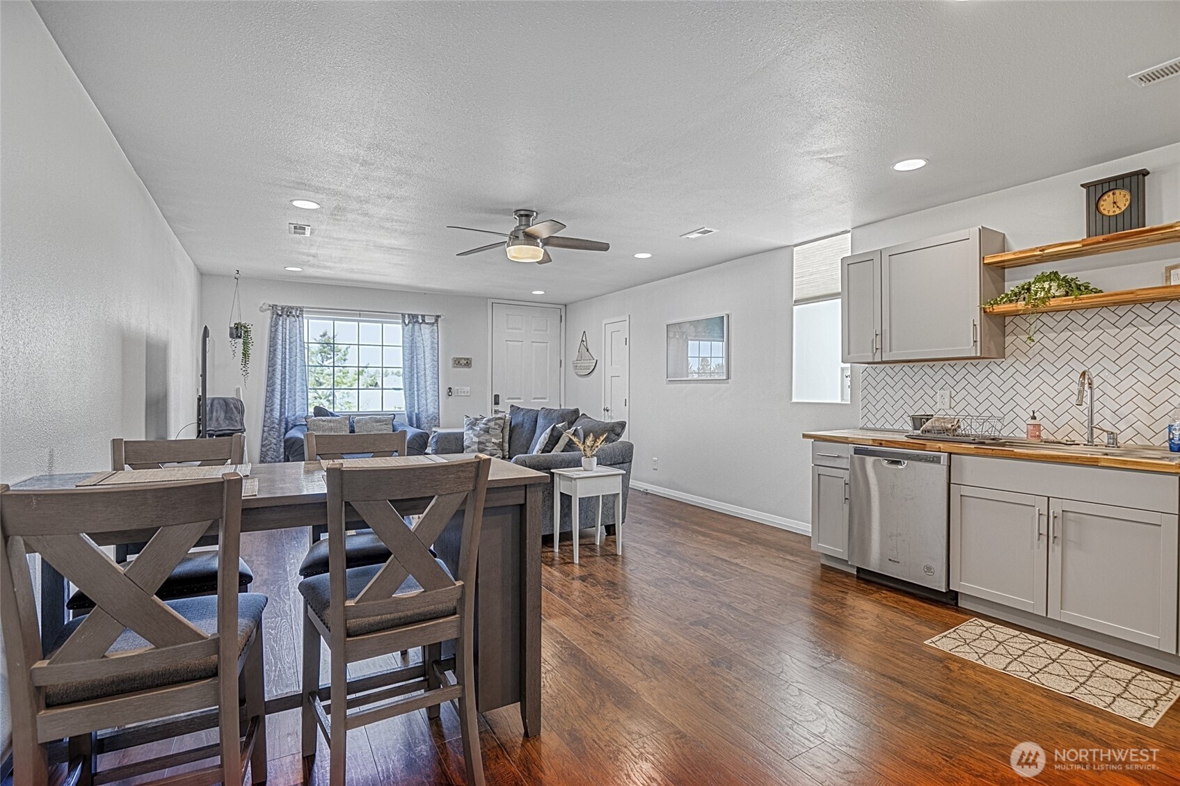 964 Attu Court SW, Ocean Shores, WA 98569