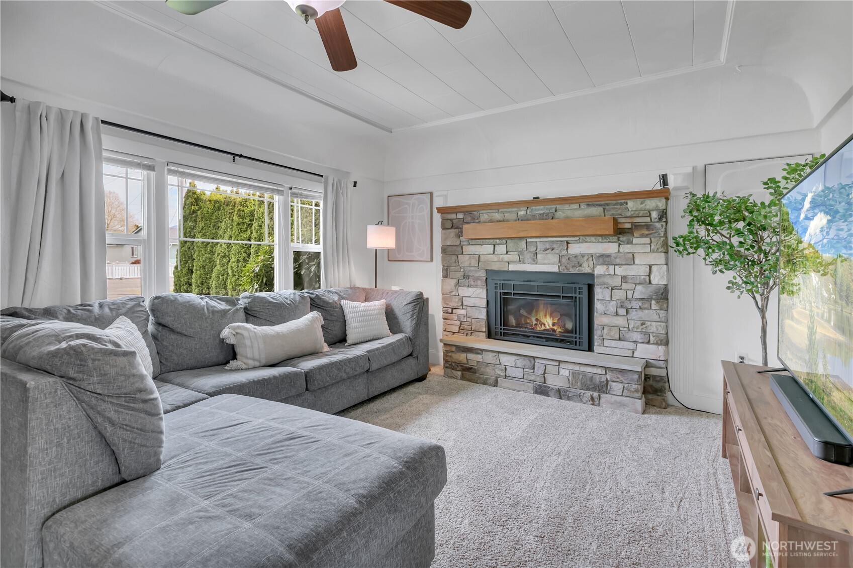 257 N Edith Street , Buckley, WA 98321