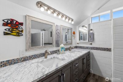 10532 Evanston Avenue N, Seattle, WA 98133 - Photo 13
