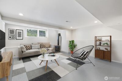 10532 Evanston Avenue N, Seattle, WA 98133 - Photo 24