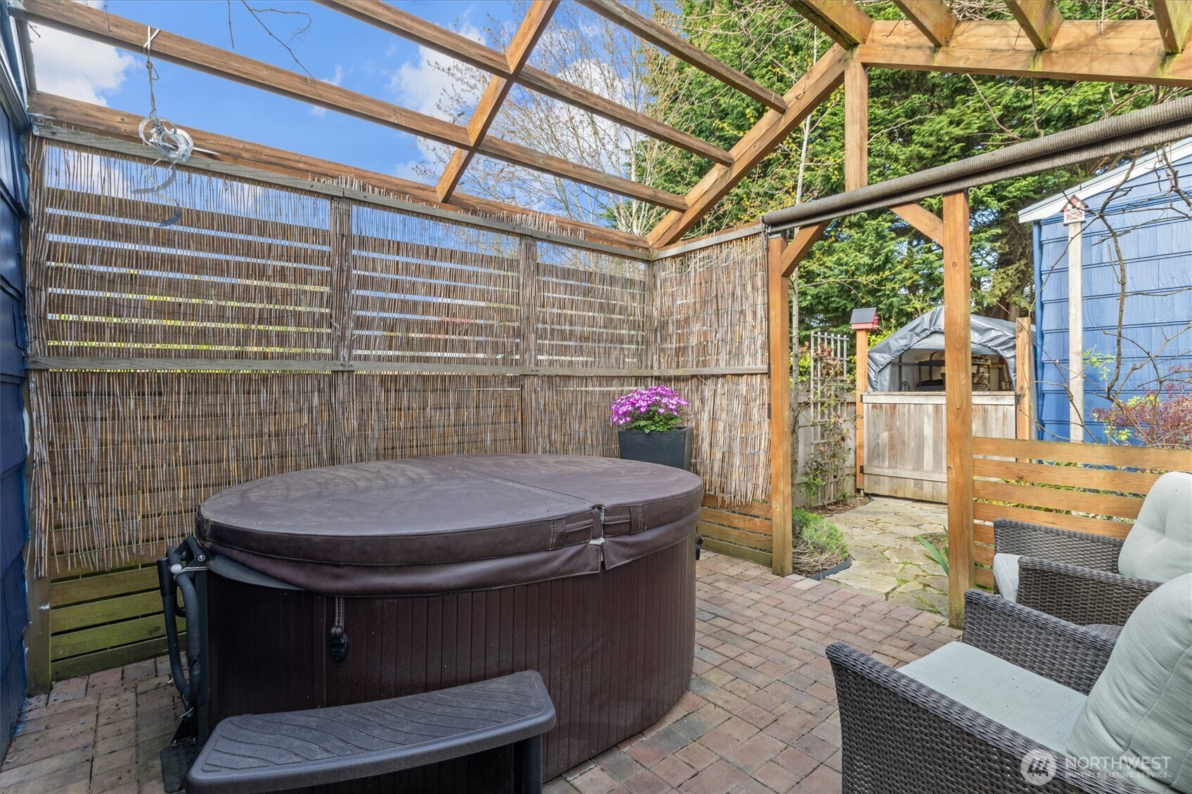 10532 Evanston Avenue N, Seattle, WA 98133