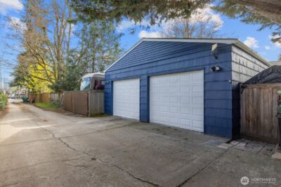 10532 Evanston Avenue N, Seattle, WA 98133 - Photo 35