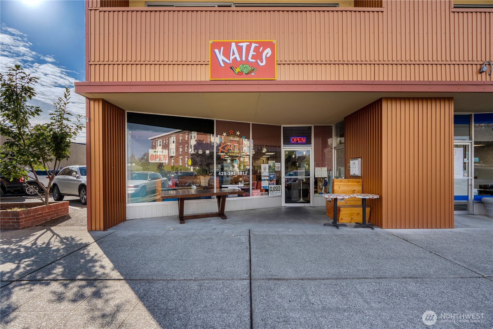 2512 Colby Avenue , Everett, WA 98201