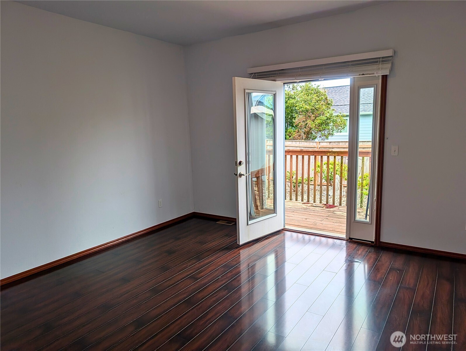 258 N Razor Clam Drive SW, Ocean Shores, WA 98569