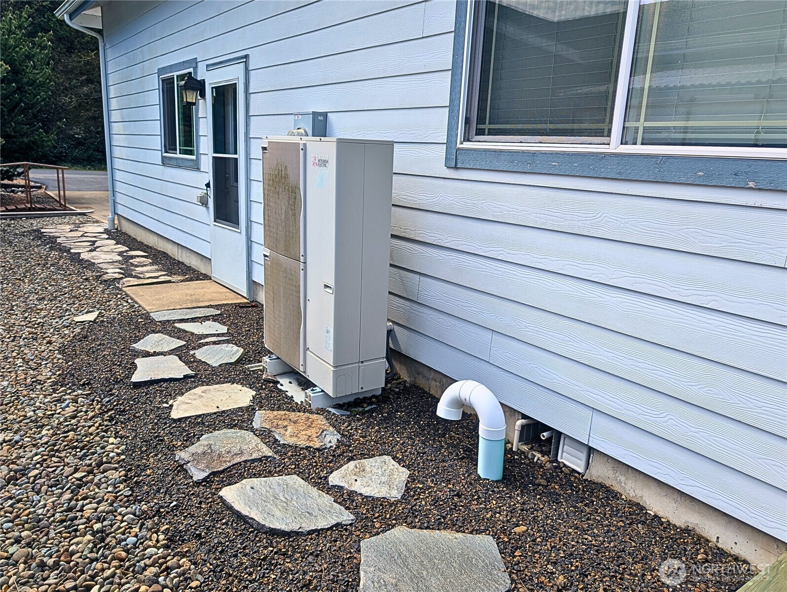 258 N Razor Clam Drive SW, Ocean Shores, WA 98569