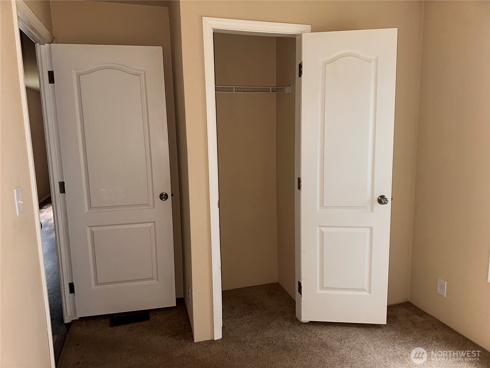 711 S Rain Street NE, Ocean Shores, WA 98569