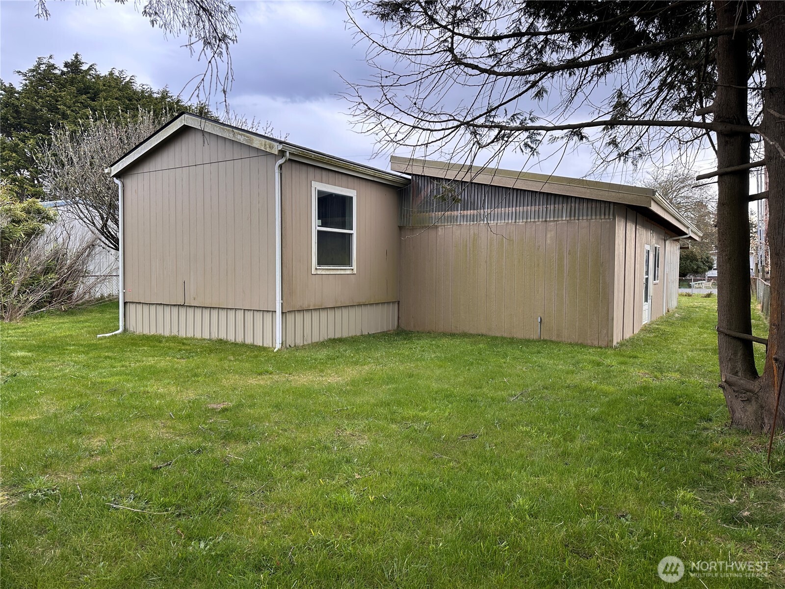 711 S Rain Street NE, Ocean Shores, WA 98569