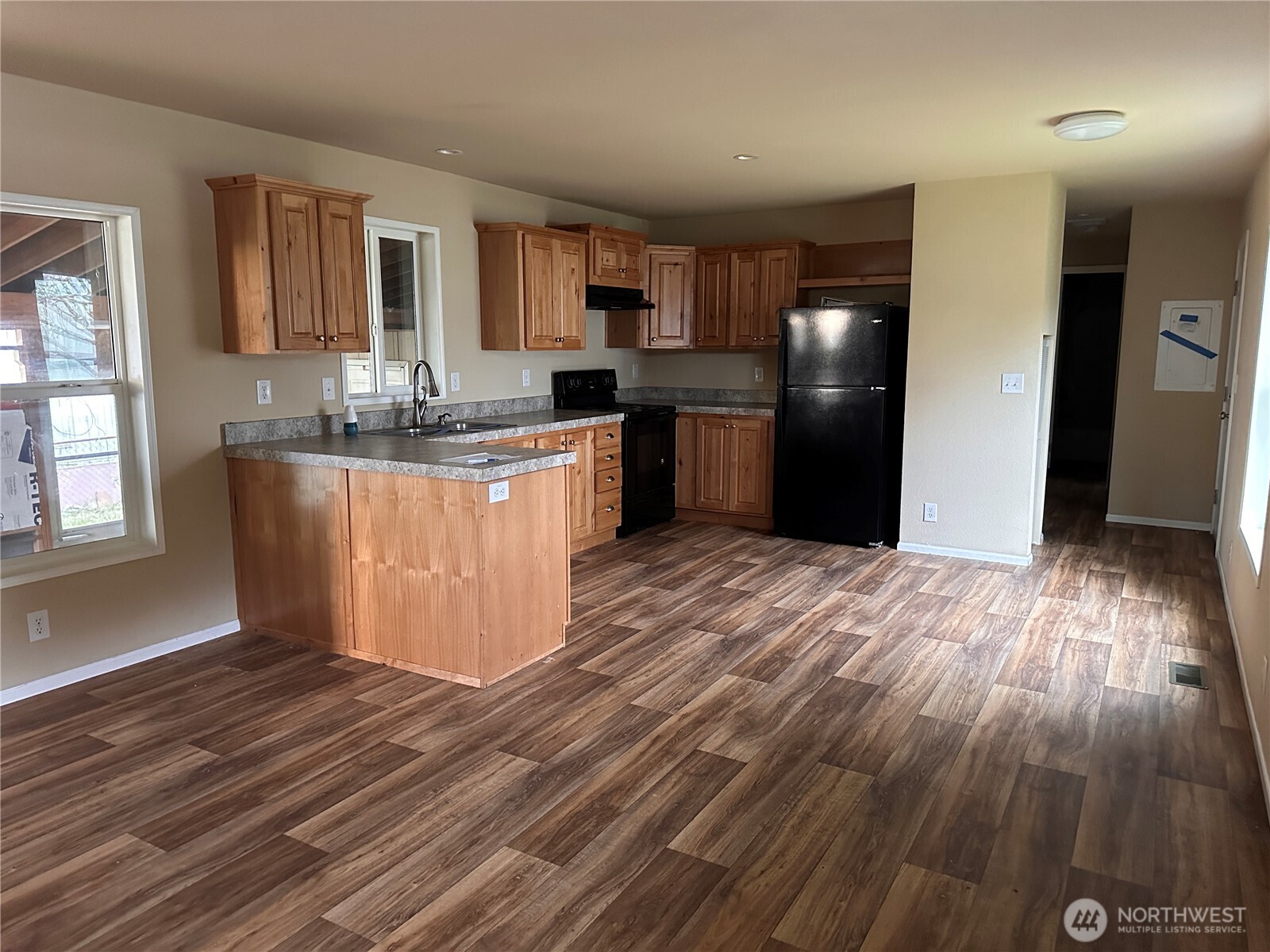 711 S Rain Street NE, Ocean Shores, WA 98569