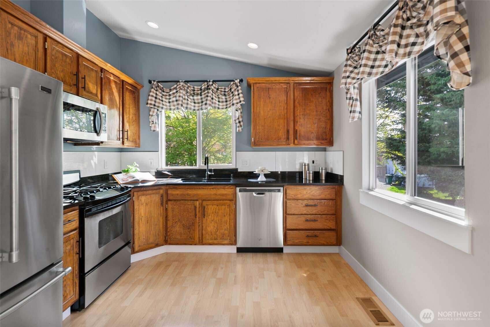 7112 55th Place NE, Marysville, WA 98270