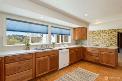 640 SE Arcadia Road , Shelton, WA 98584 - Photo 10