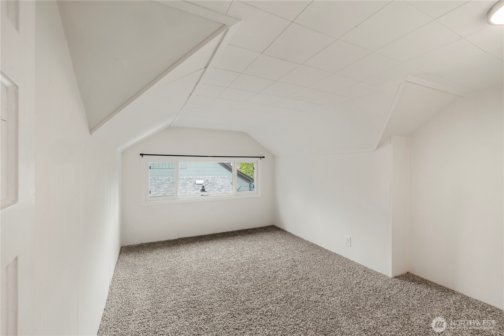 3839 S G Street , Tacoma, WA 98418-9422