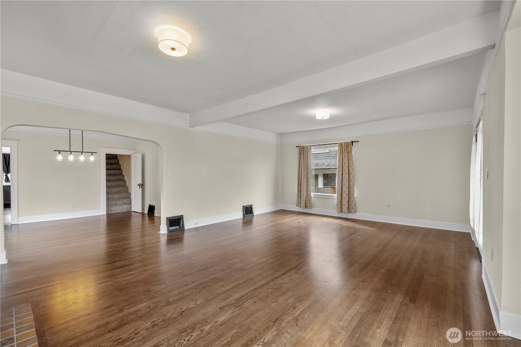 3839 S G Street , Tacoma, WA 98418-9422