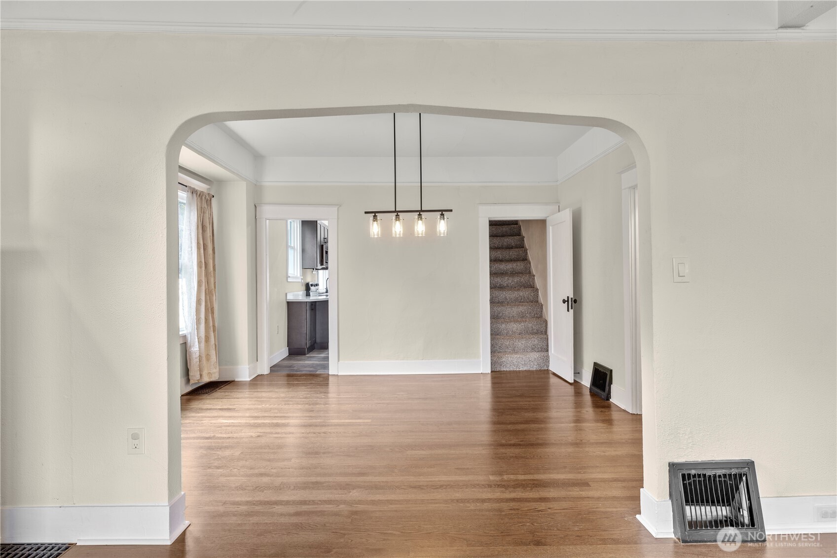 3839 S G Street , Tacoma, WA 98418-9422