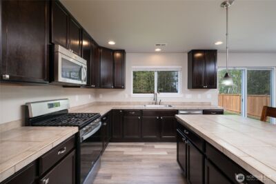 5547 Timberridge Drive , Mount Vernon, WA 98274 - Photo 11