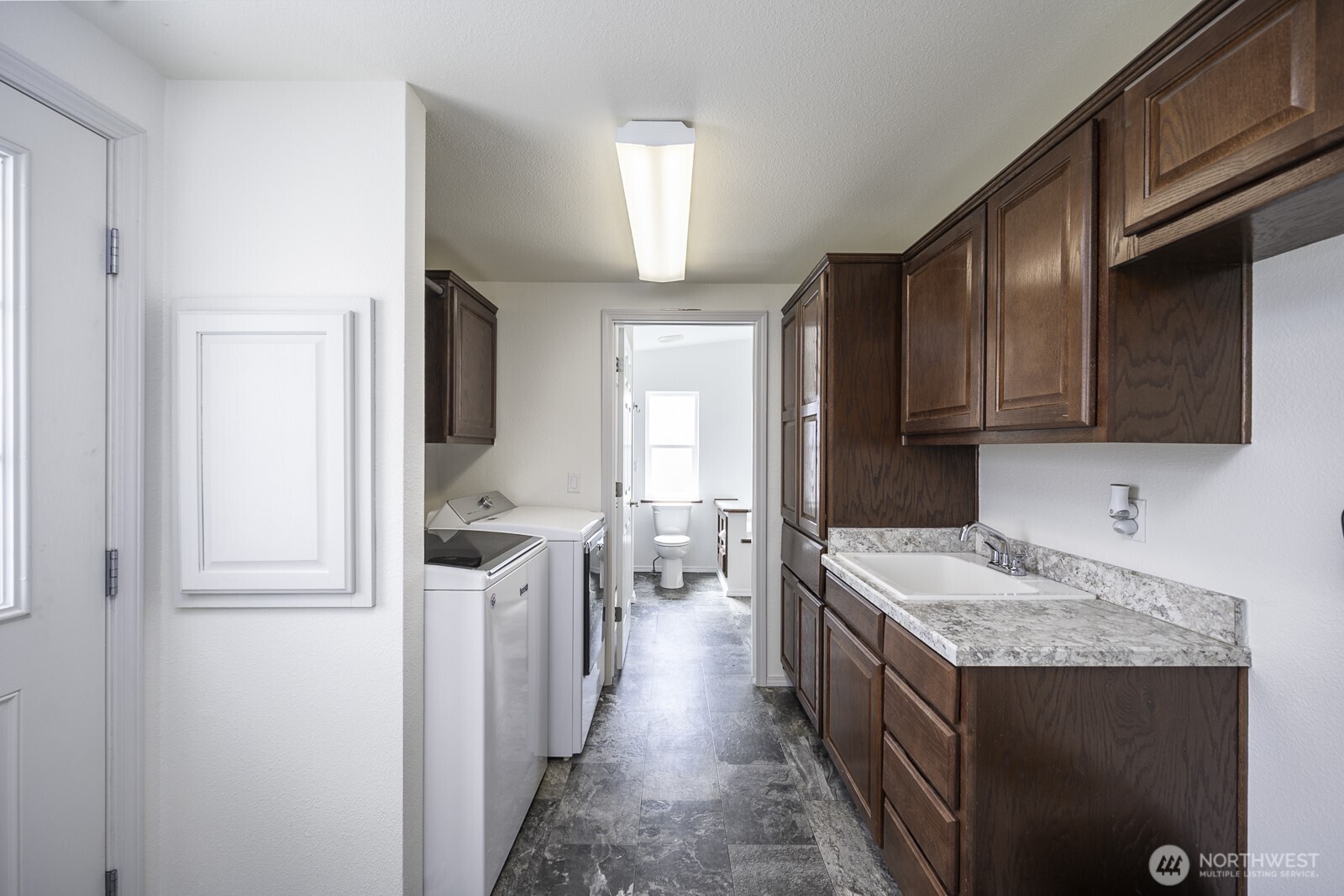 9631 Road H NW, Ephrata, WA 98823