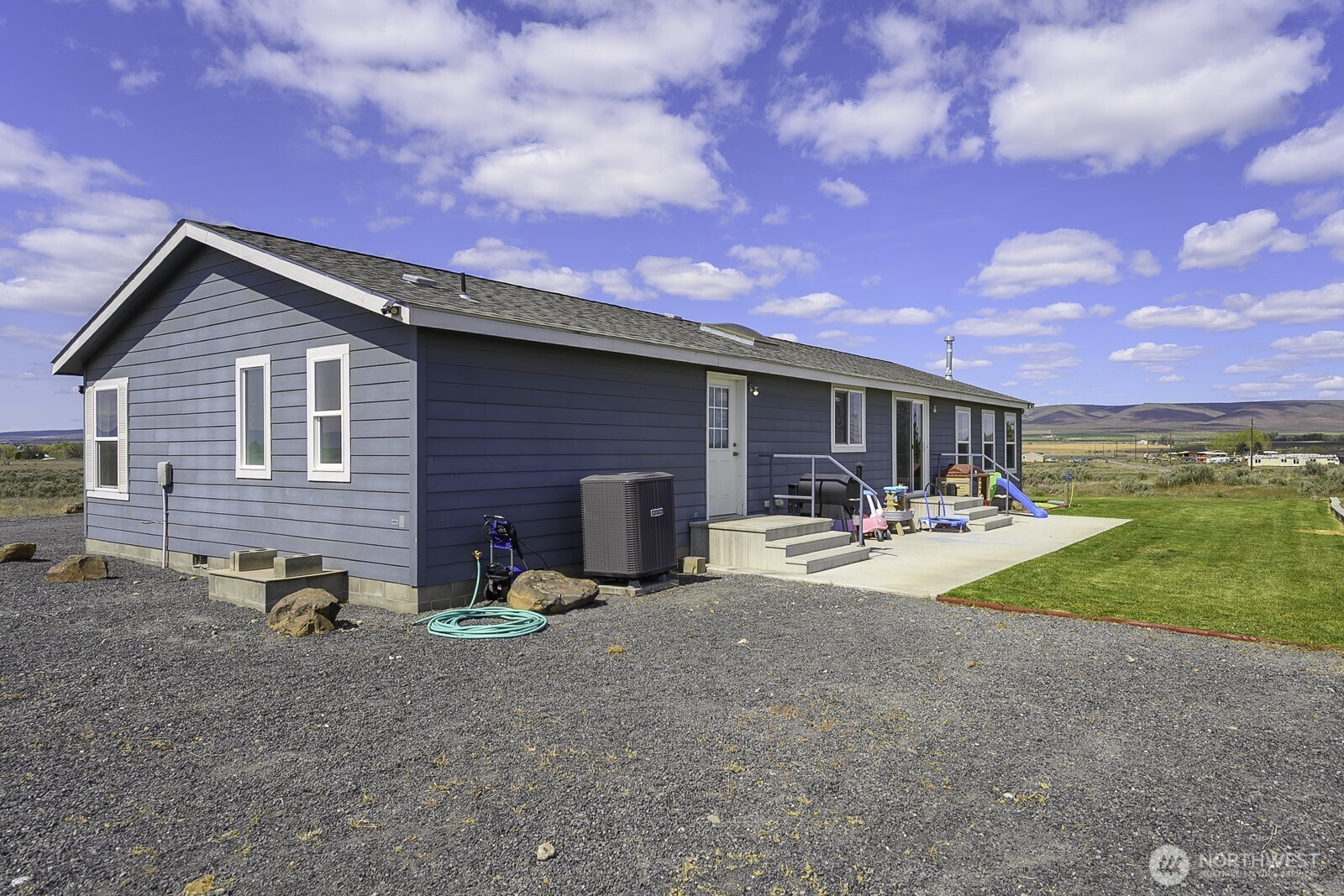 9631 Road H NW, Ephrata, WA 98823