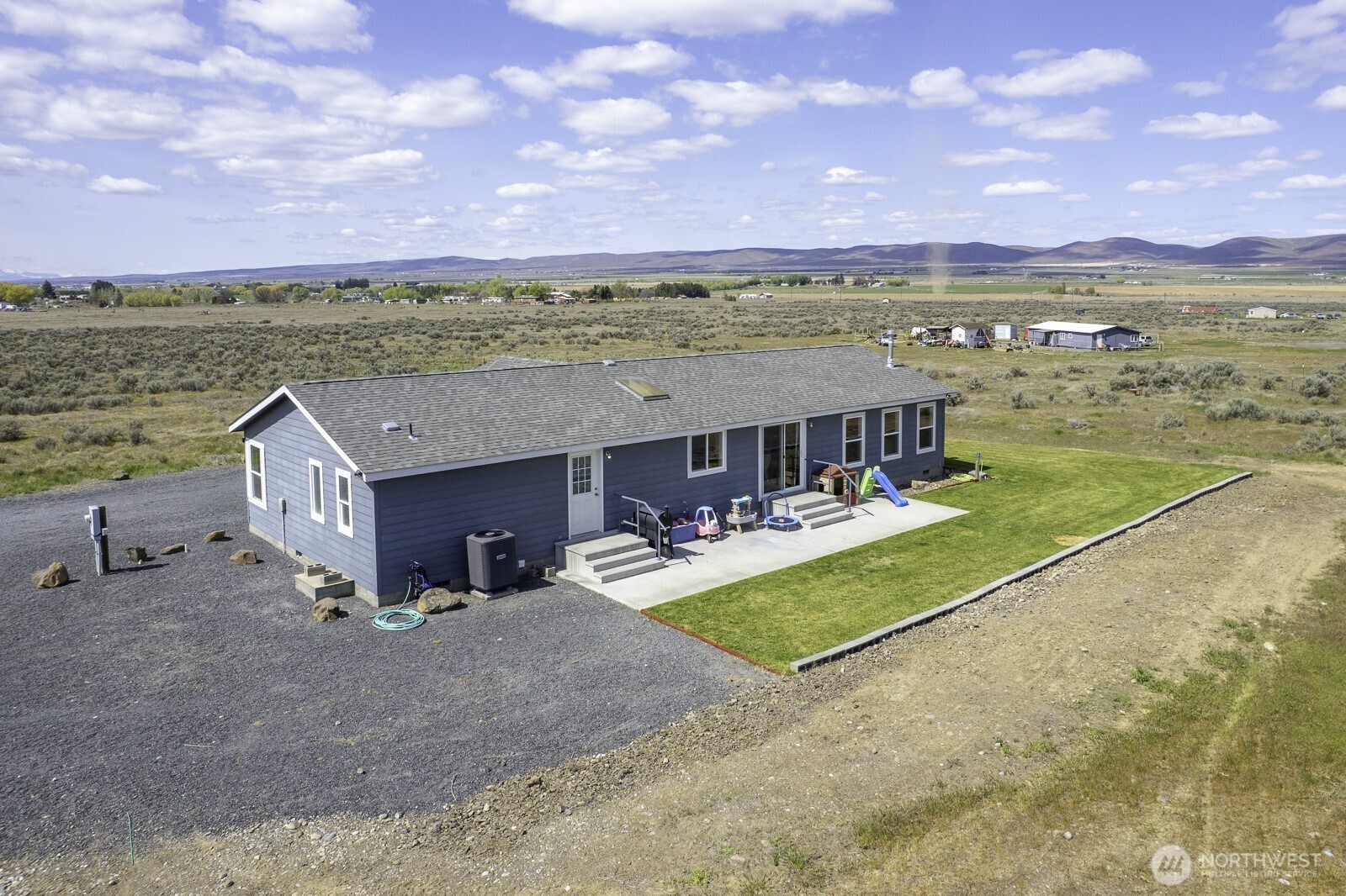 9631 Road H NW, Ephrata, WA 98823