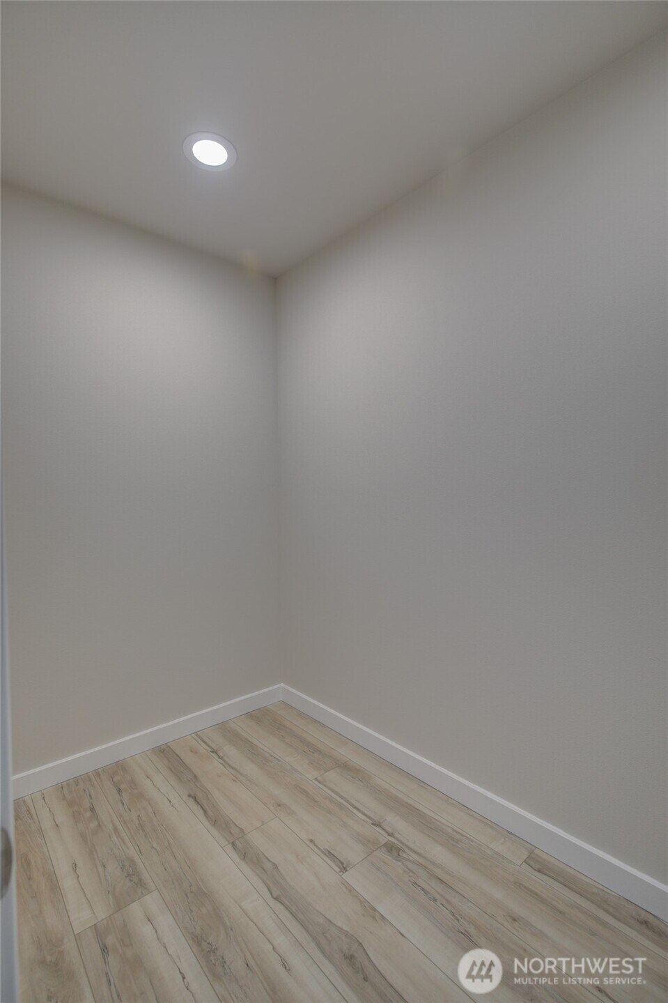 634 Island Circle SE, Ocean Shores, WA 98569