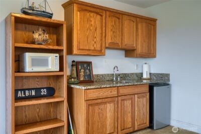 4111 R Avenue , Anacortes, WA 98221-3643 - Photo 32