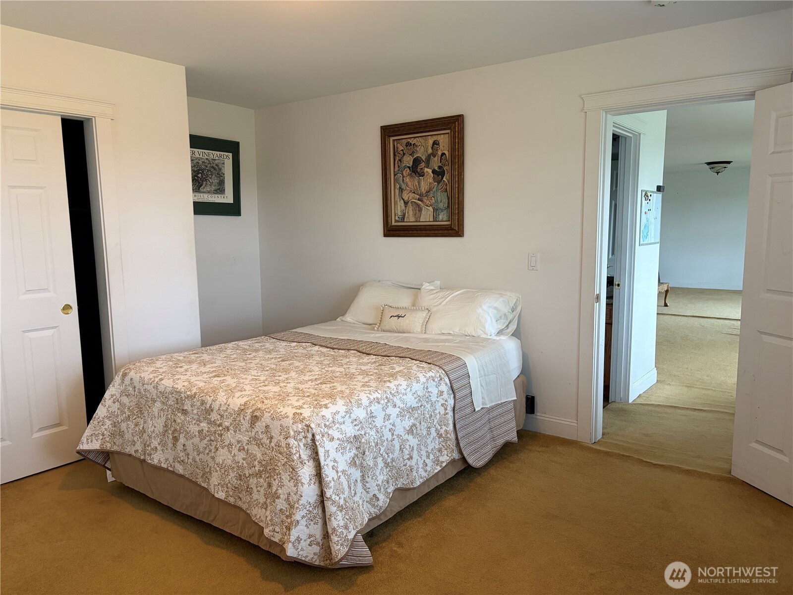4111 R Avenue , Anacortes, WA 98221-3643