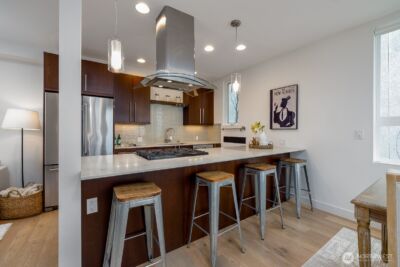 4331 Woodland Park Avenue N, Seattle, WA 98103 - Photo 11