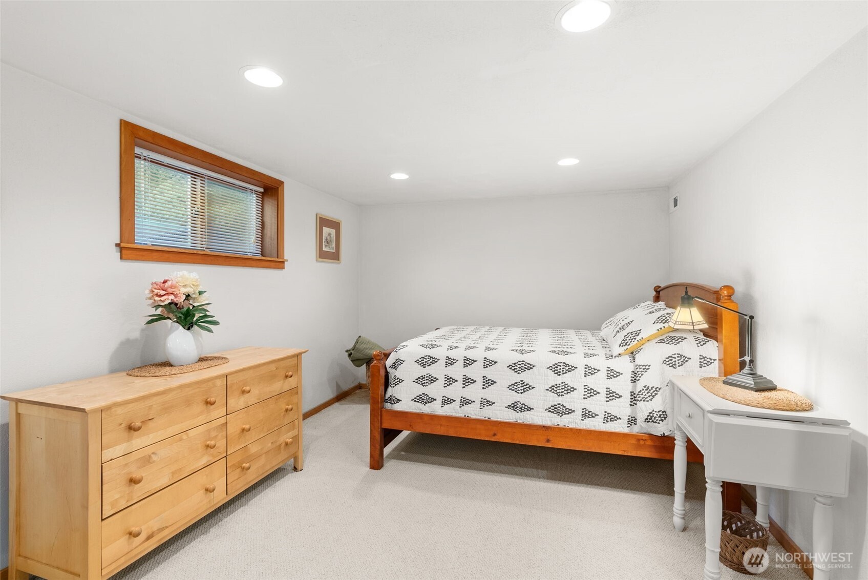 2501 43rd Avenue NW, Olympia, WA 98502