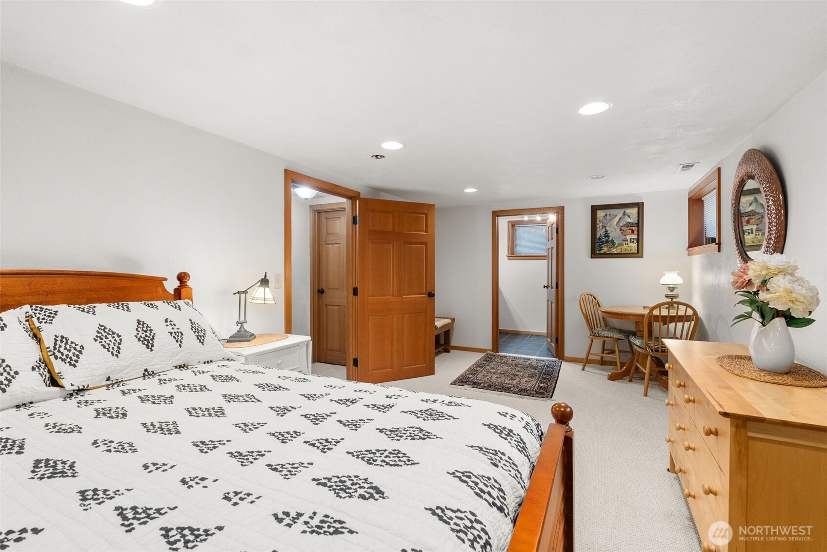 2501 43rd Avenue NW, Olympia, WA 98502
