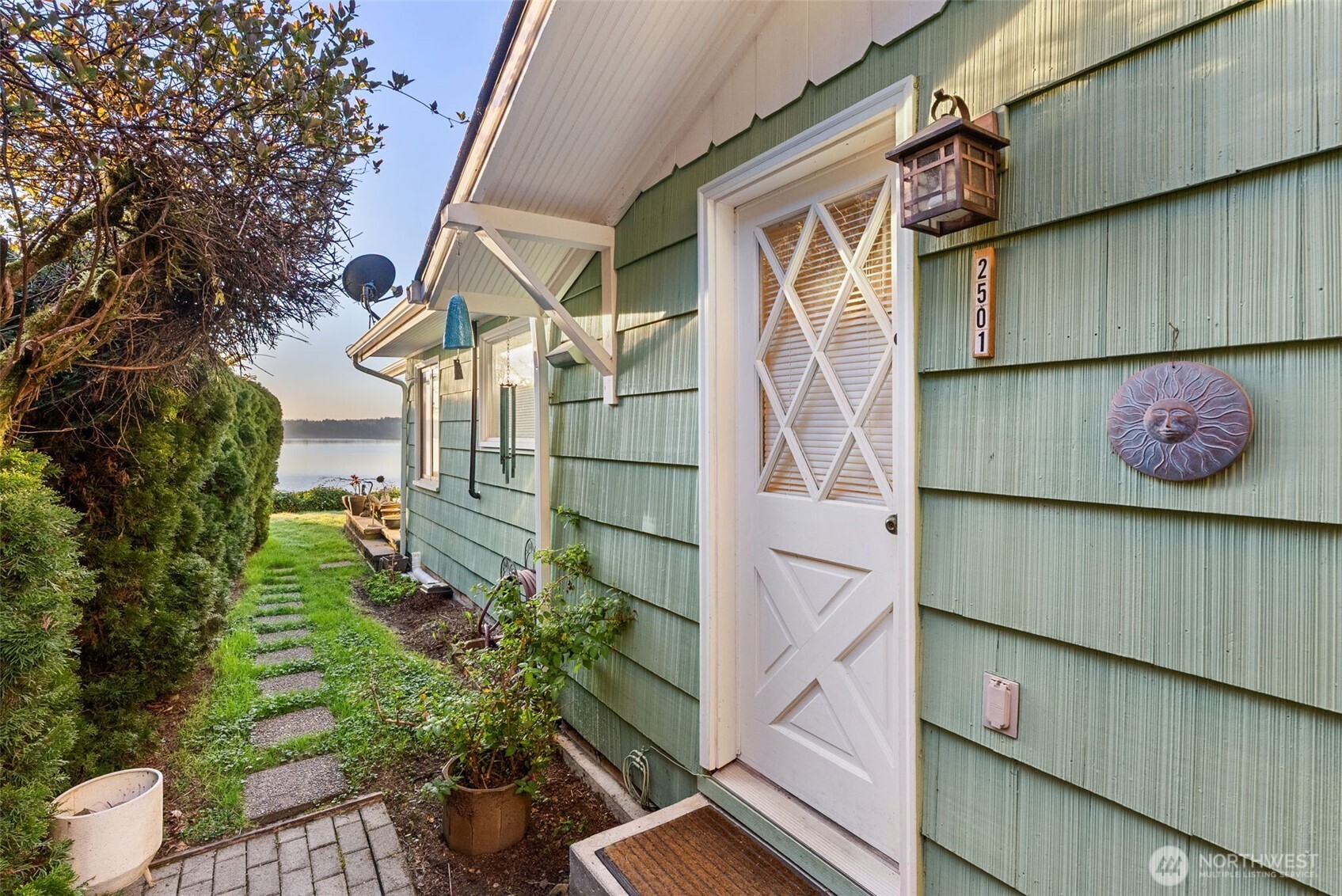 2501 43rd Avenue NW, Olympia, WA 98502