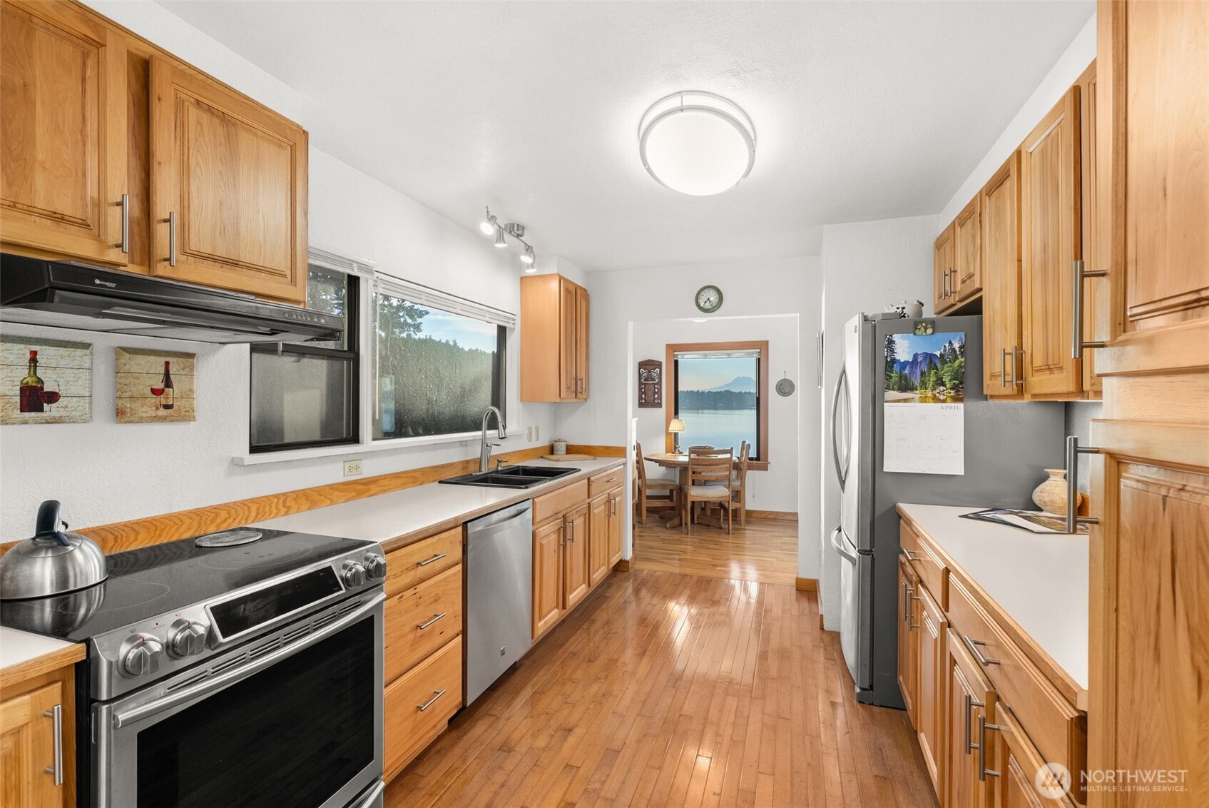 2501 43rd Avenue NW, Olympia, WA 98502