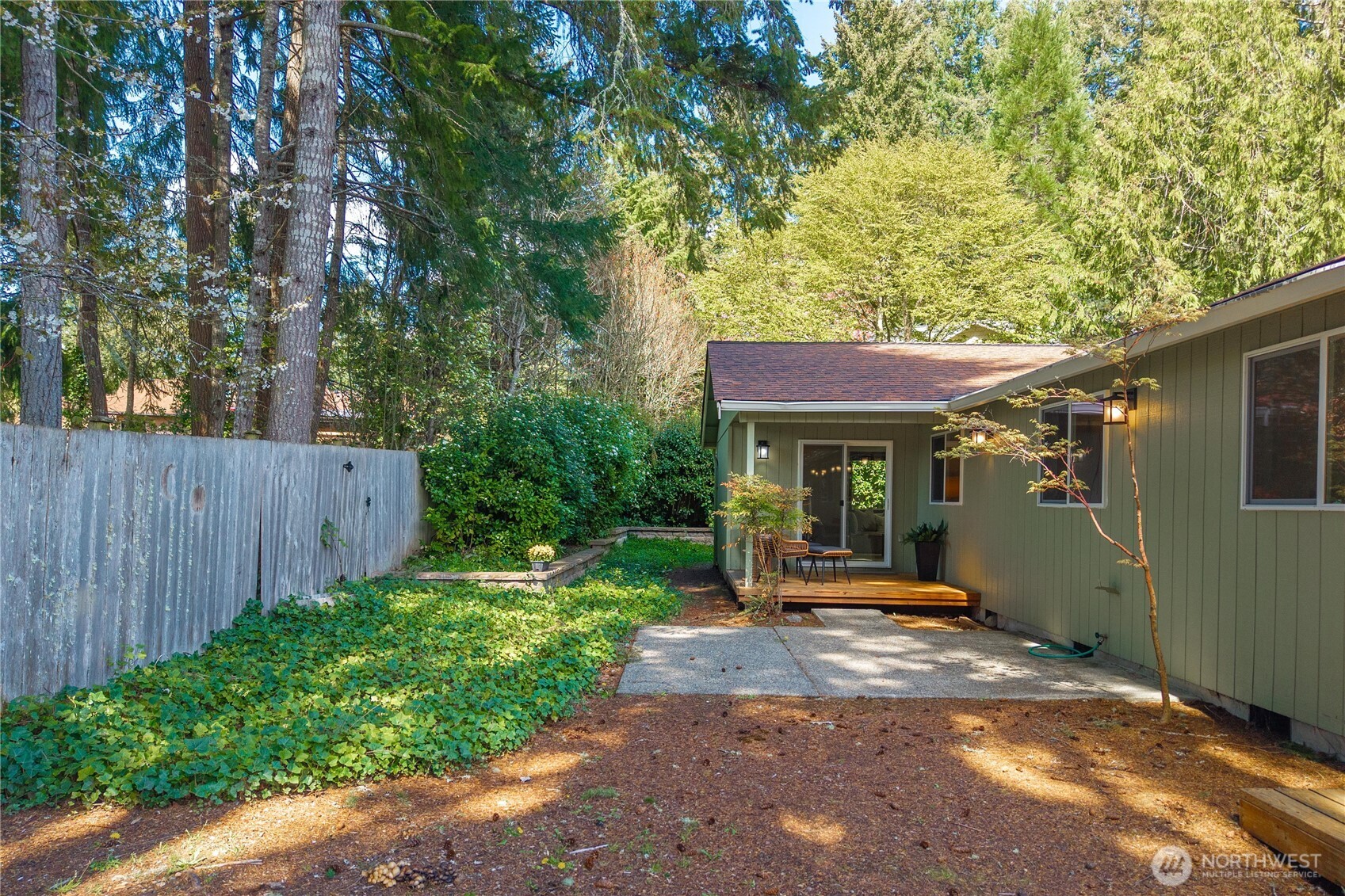 1615 Easthill Court NW, Olympia, WA 98502