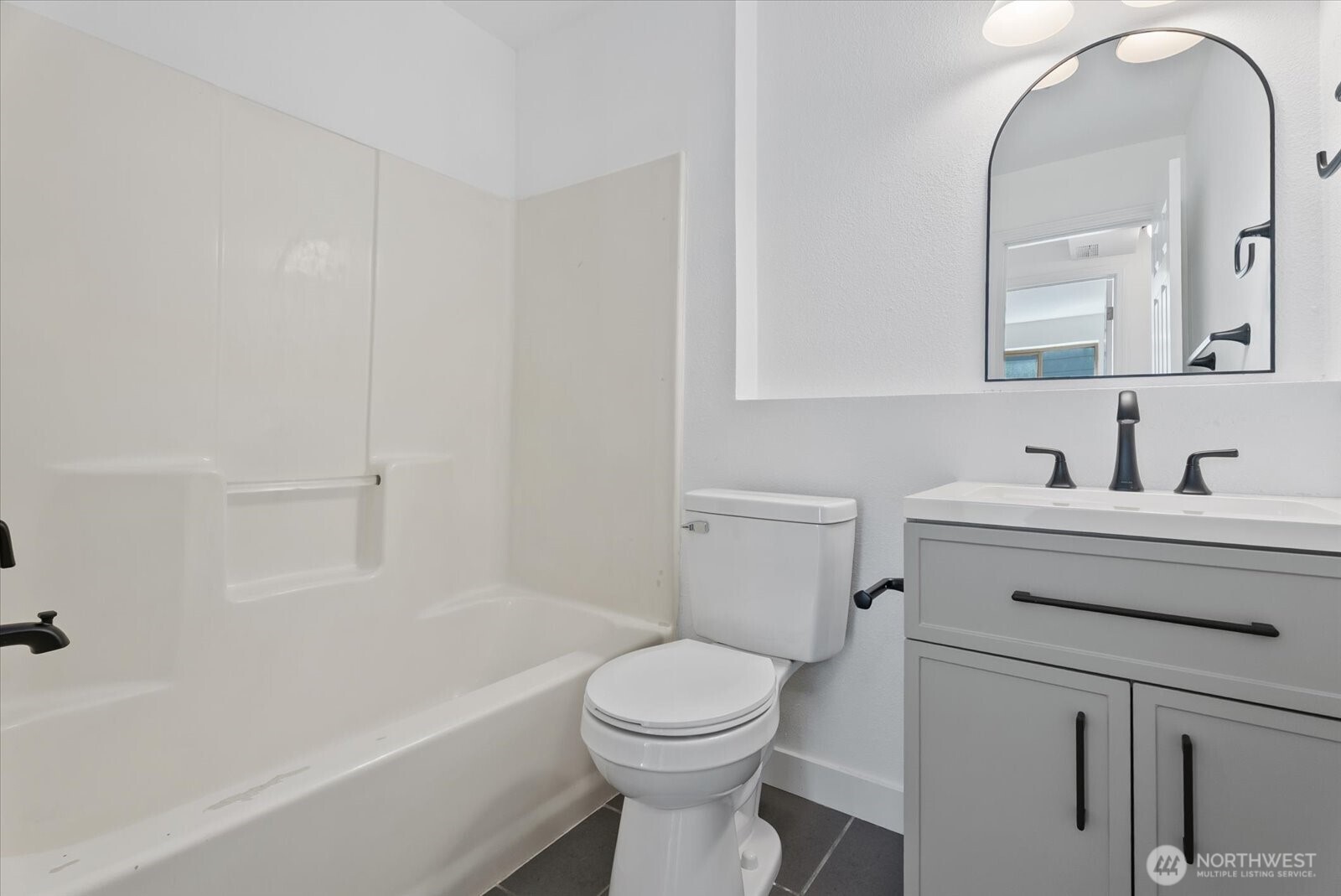 216 Broadway #3, Tacoma, WA 98402