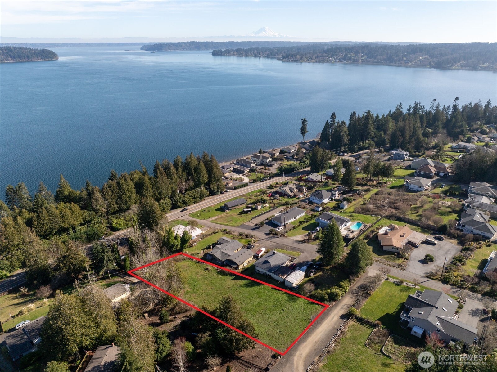 8185 E Seaview Drive , Port Orchard, WA 98366