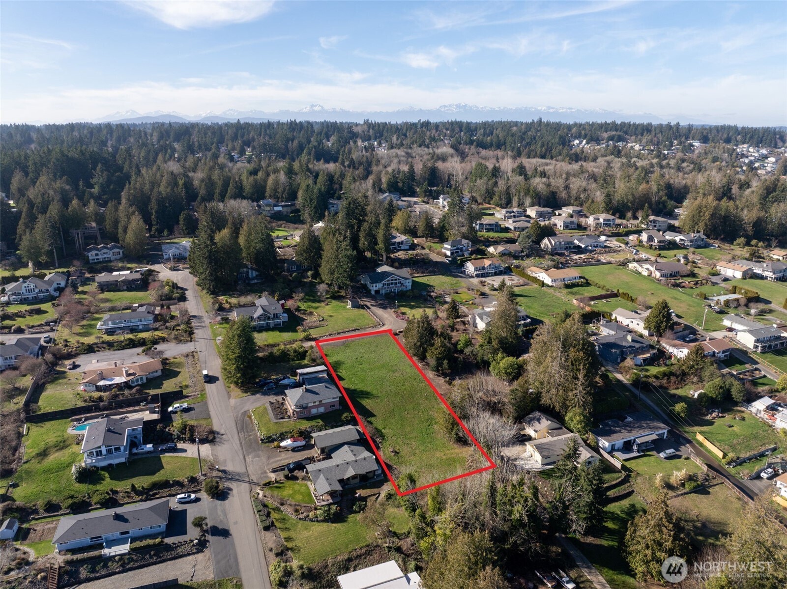 8185 E Seaview Drive , Port Orchard, WA 98366