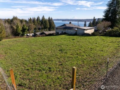 8185 E Seaview Drive , Port Orchard, WA 98366 - Photo 7