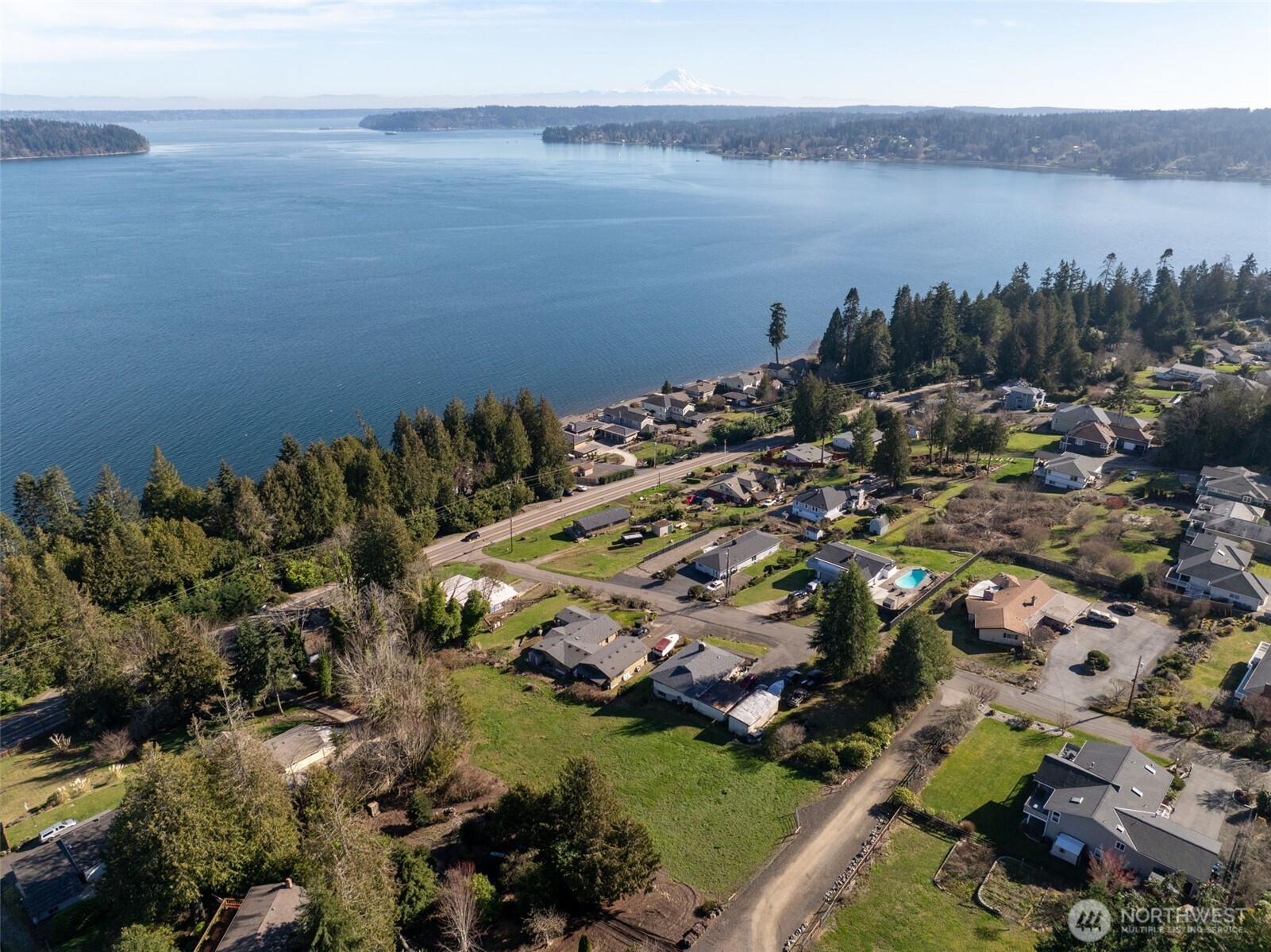 8185 E Seaview Drive , Port Orchard, WA 98366