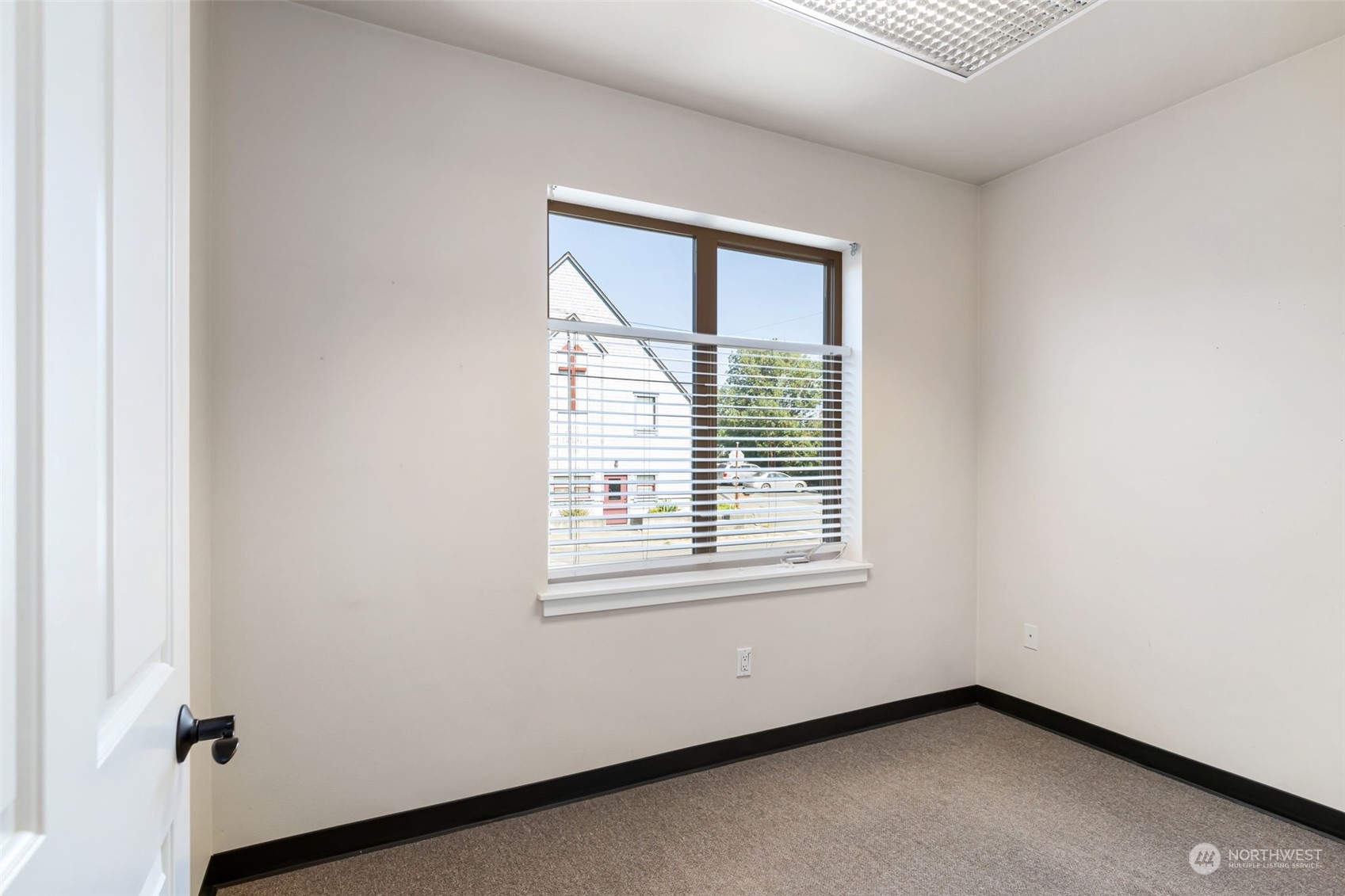 1215 Lawrence Street #101, Port Townsend, WA 98368