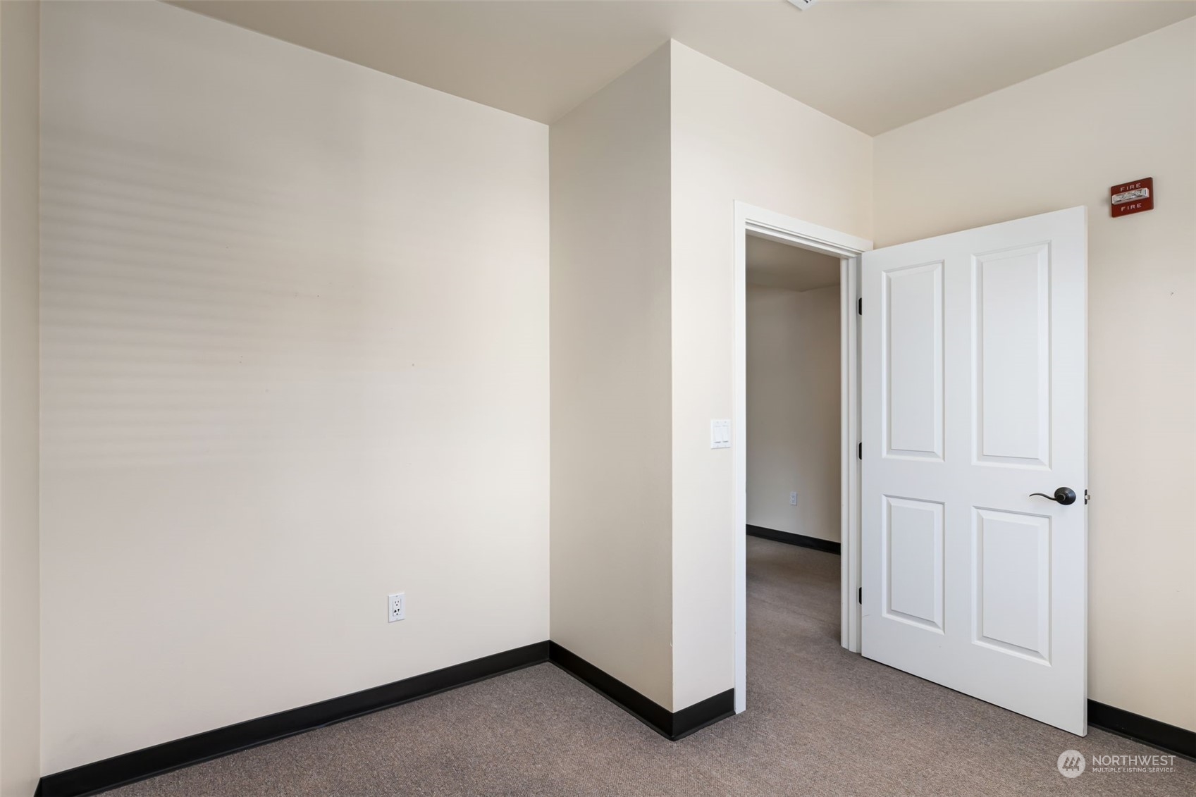 1215 Lawrence Street #101, Port Townsend, WA 98368