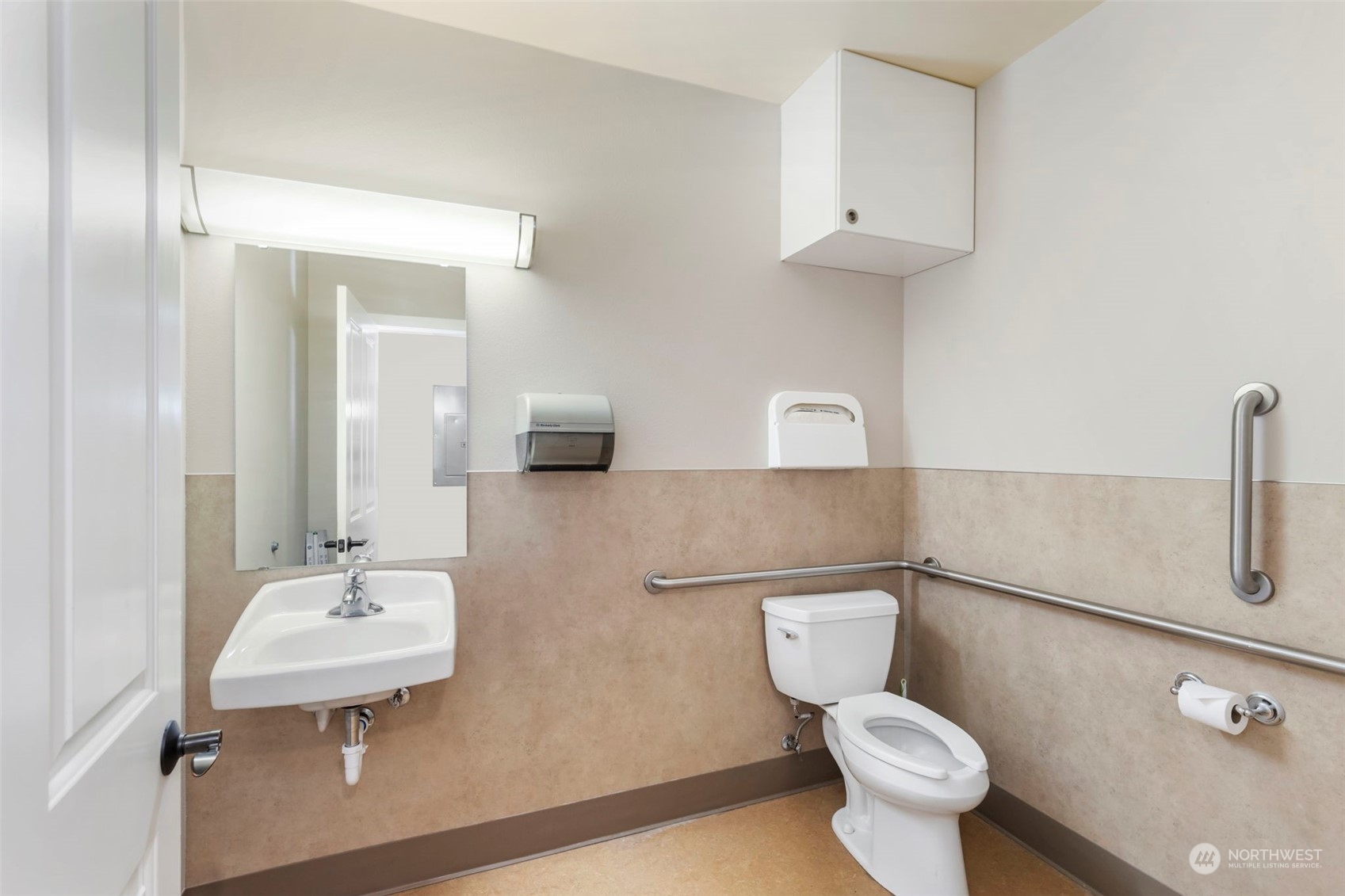 1215 Lawrence Street #102, Port Townsend, WA 98368