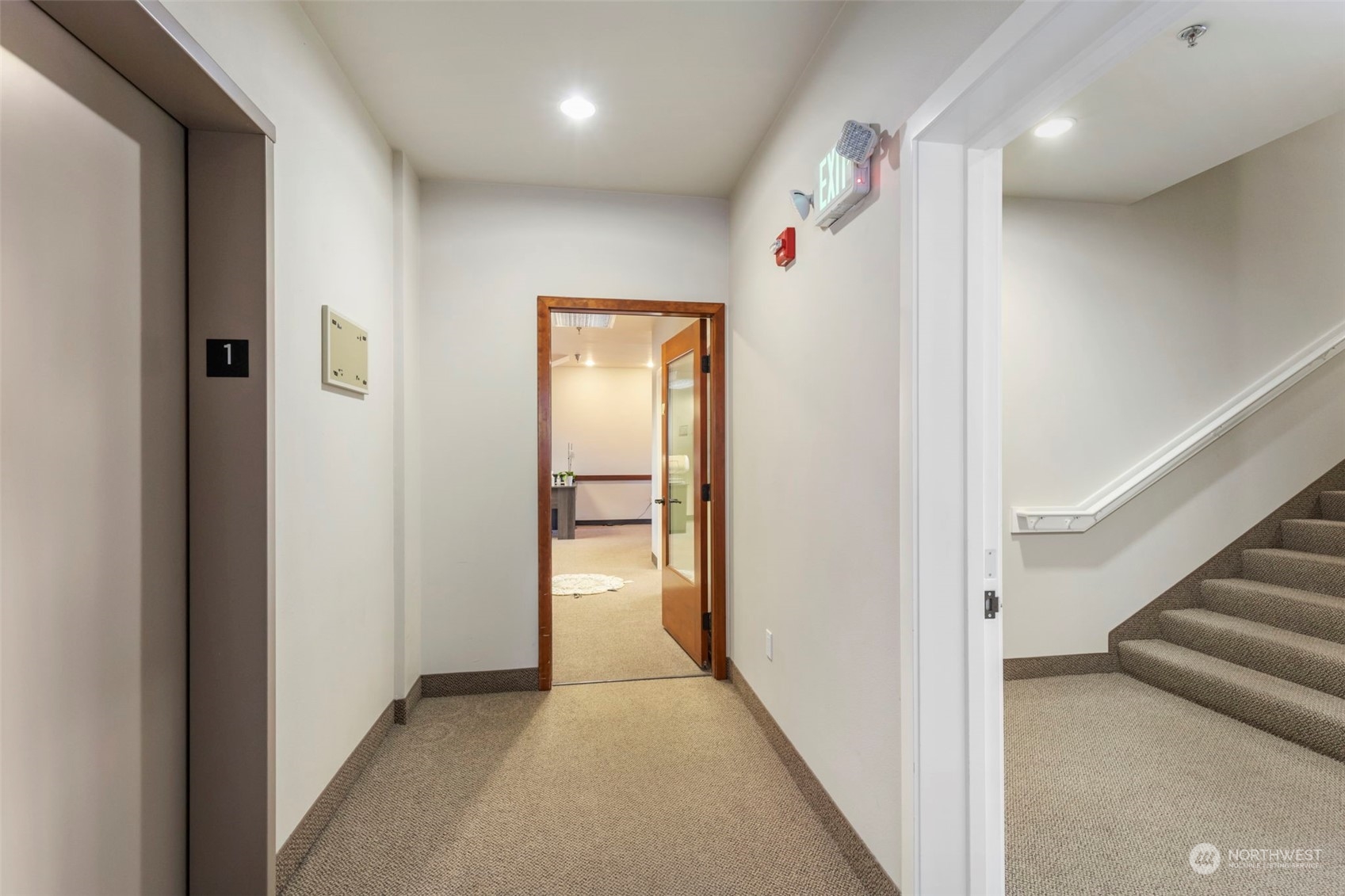 1215 Lawrence Street #102, Port Townsend, WA 98368