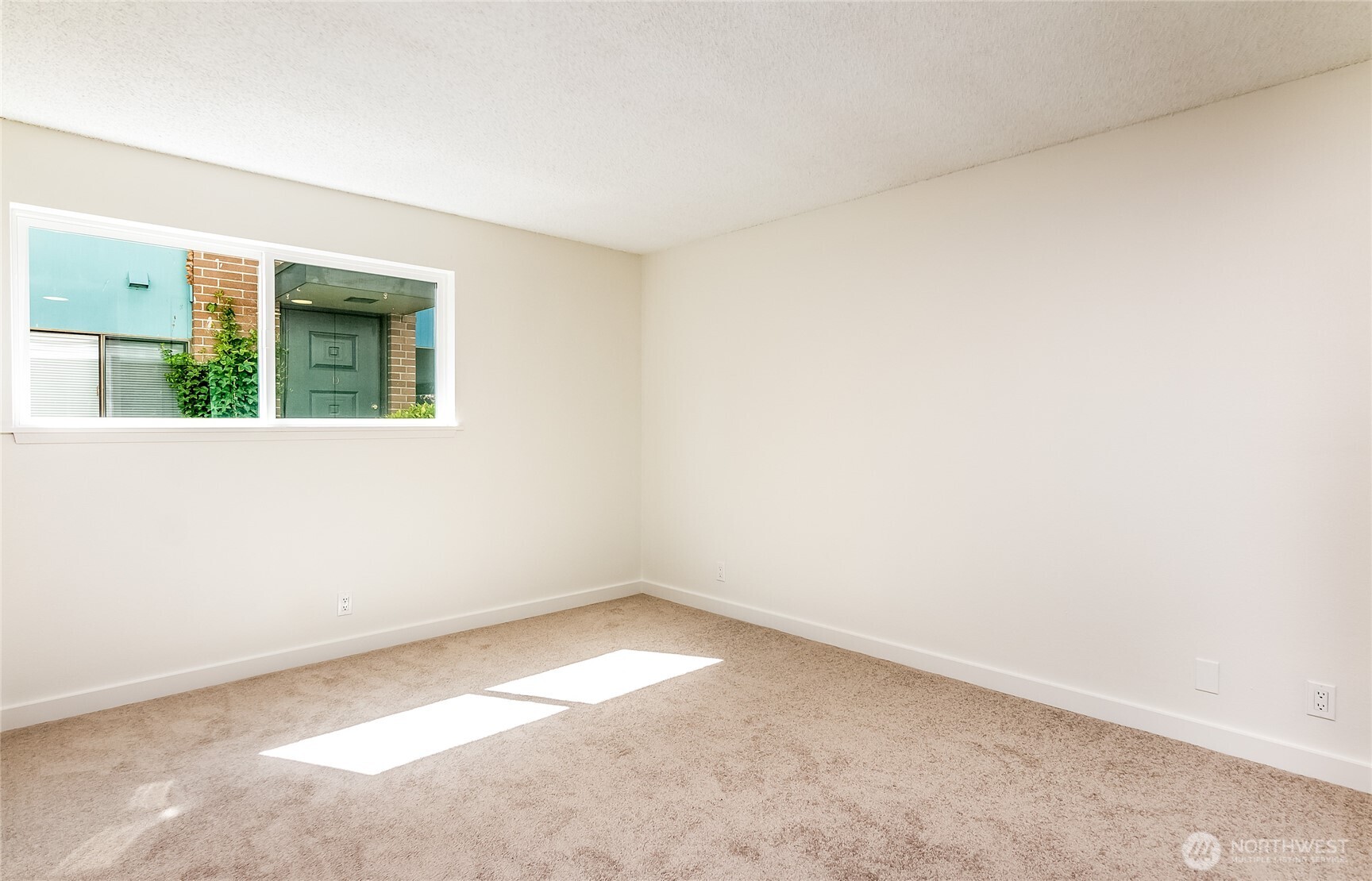 3424 25th Avenue W #201, Seattle, WA 98199