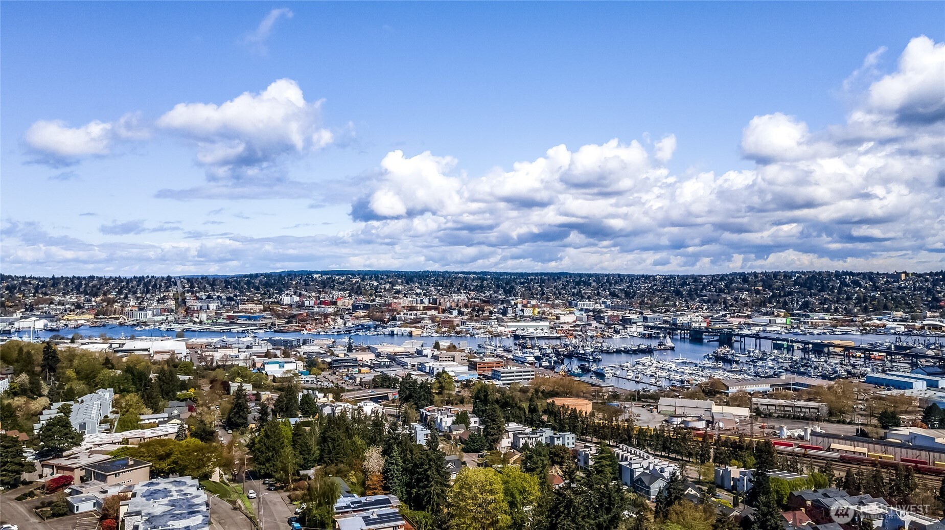 3424 25th Avenue W #201, Seattle, WA 98199