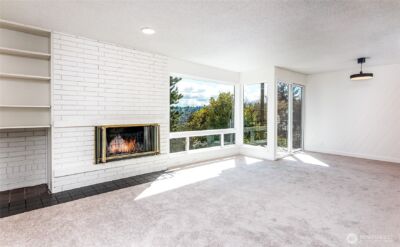 3424 25th Avenue W #201, Seattle, WA 98199 - Photo 4